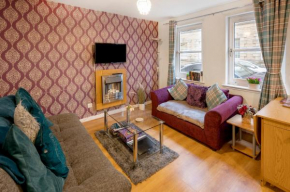 Charming 1BR Apartment close to centre with free parking